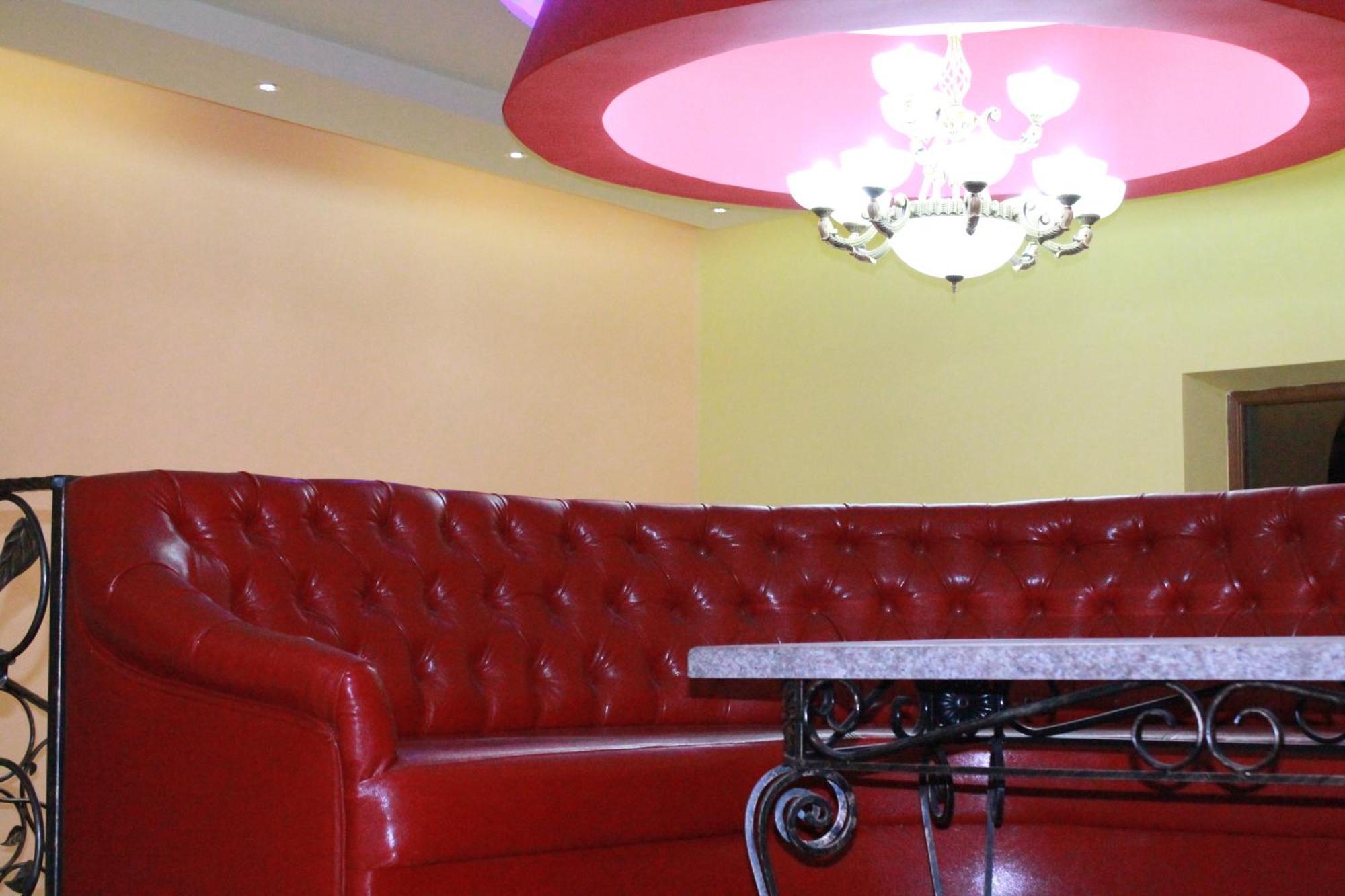 Princ Plaza Hotel Yerevan Luaran gambar