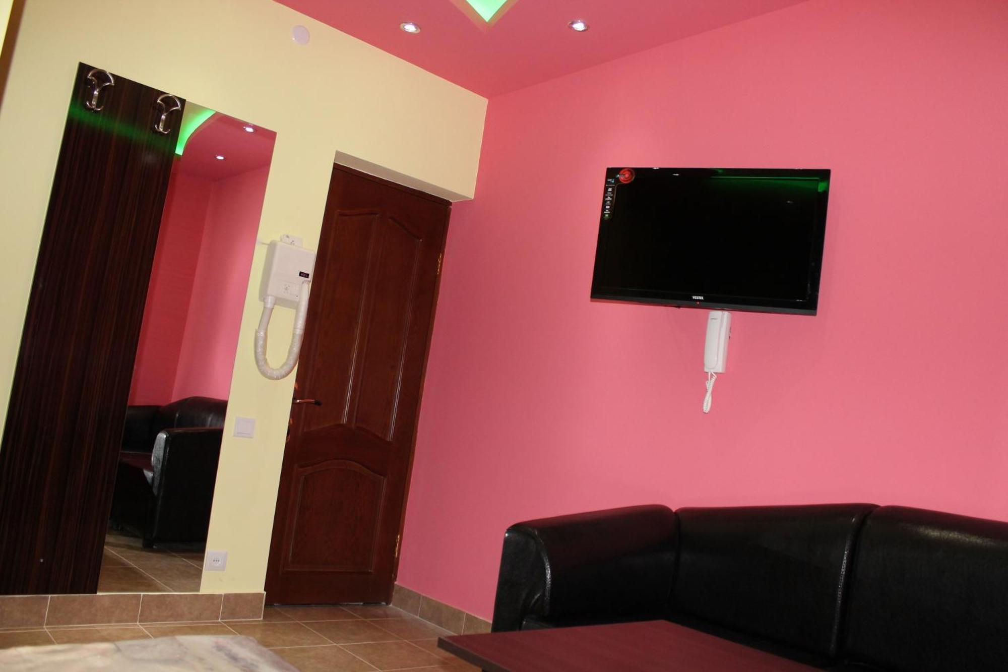 Princ Plaza Hotel Yerevan Luaran gambar