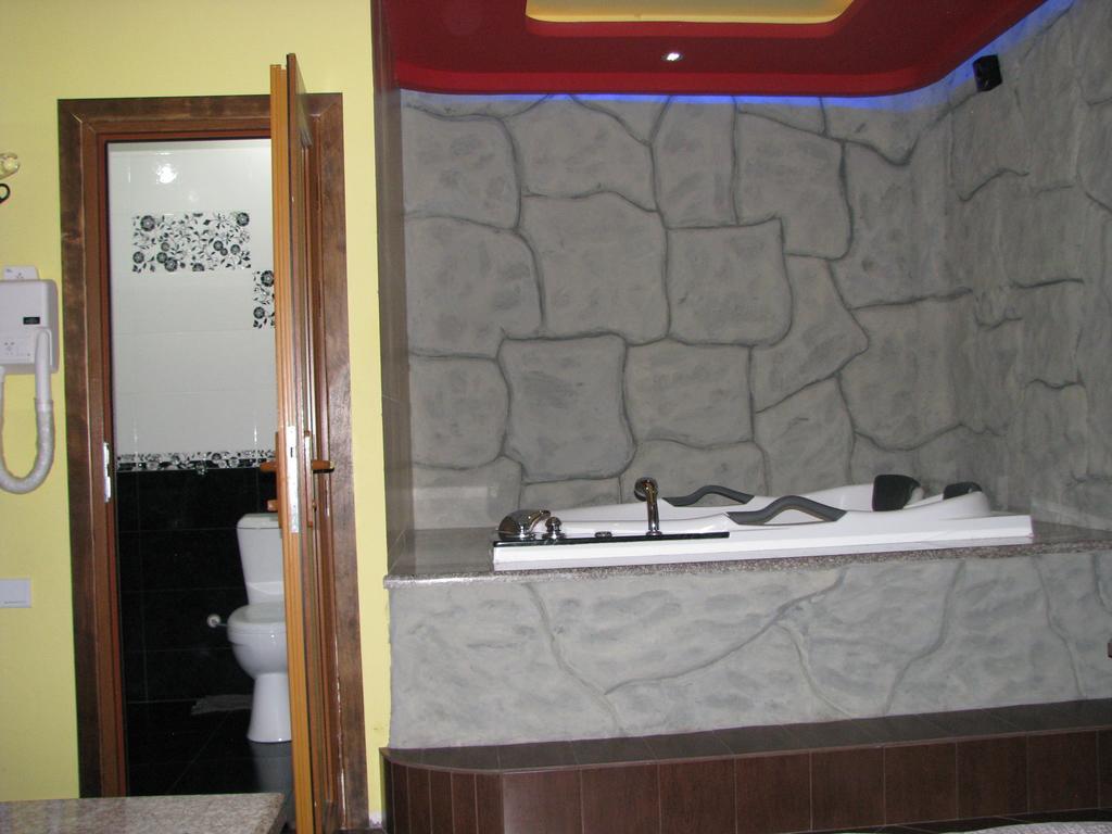 Princ Plaza Hotel Yerevan Bilik gambar