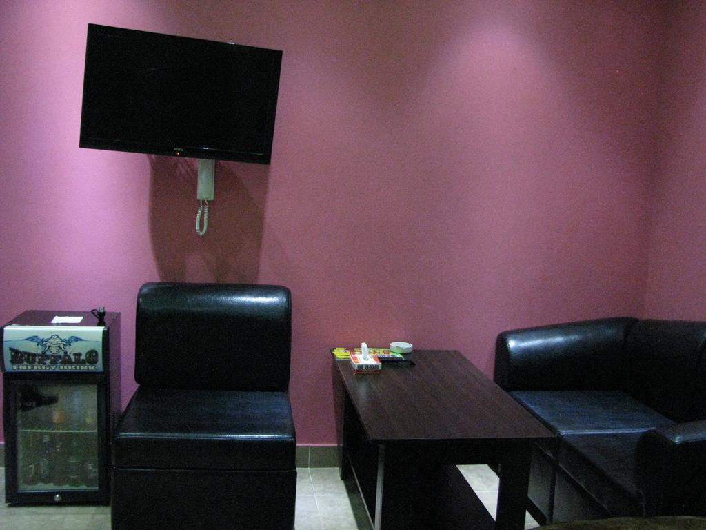Princ Plaza Hotel Yerevan Luaran gambar