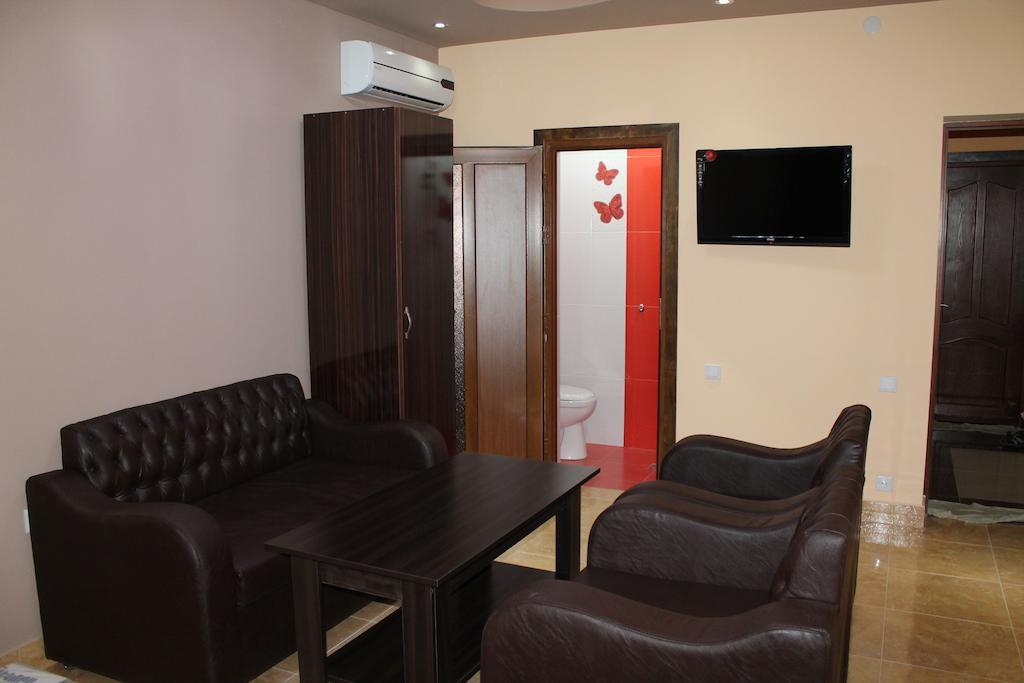 Princ Plaza Hotel Yerevan Bilik gambar